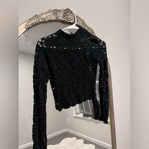 Papaya black lace long sleeved top, Small